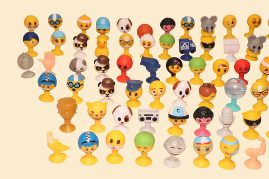 Grote Verzameling Emoji Zuignapfiguurtjes / Stikeez – 136 Stuks