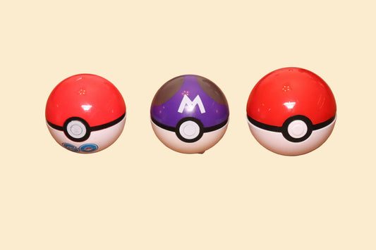 Pokémon Mini Speelfiguren met 3 Pokéballs – Set van 24 Figuren
